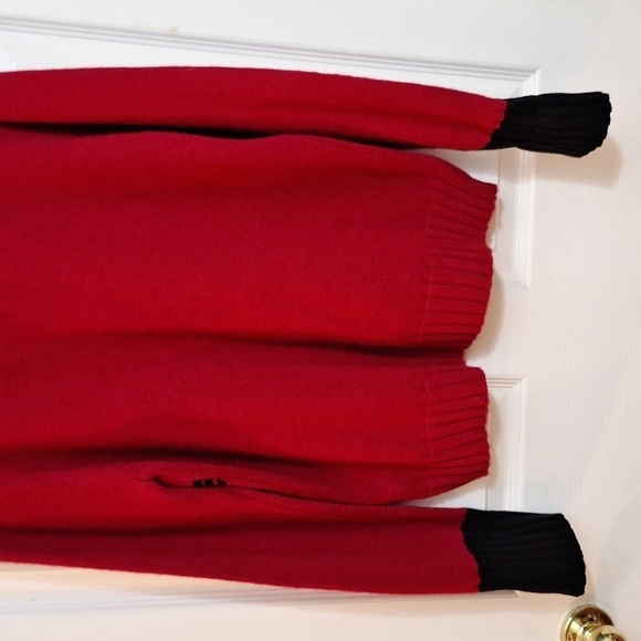 Vintage Evan Picone Red Turtleneck Black Roses Sz.L GUC - Picture 11 of 11